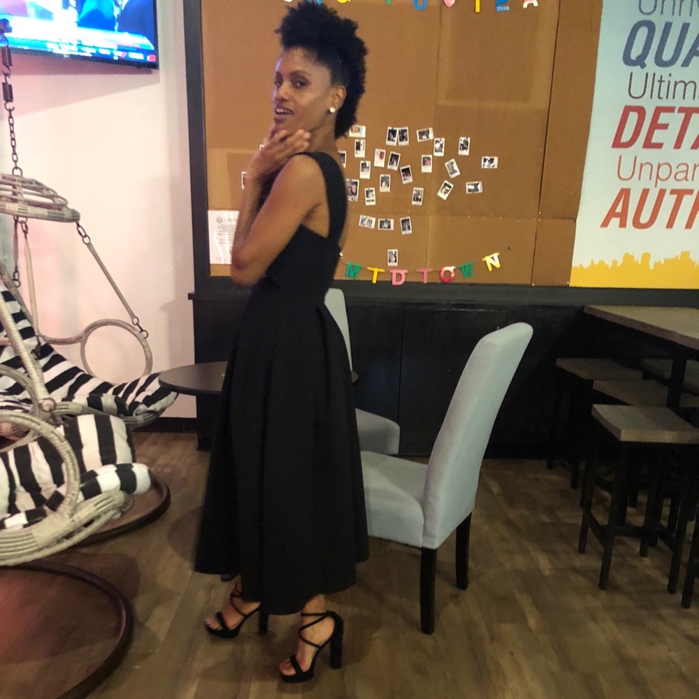 Dress - Picture 2 of 2